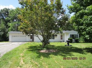 5658 S State Road 3, Lexington, IN 47138