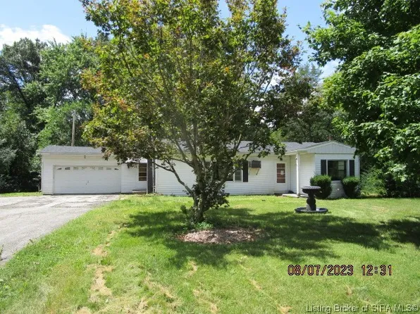 5658 S State Road 3, Lexington, IN 47138