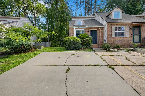 2199 Parrot Ln Photo 1