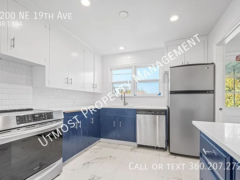 5200 NE 19th Ave — Photo 2