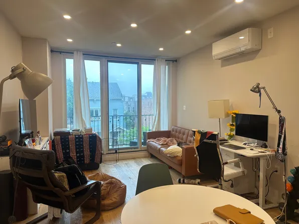 408 Fenimore St #3F, Brooklyn, NY 11225