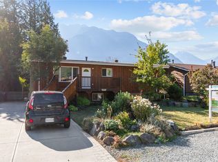 648 Willow St, Hope, BC V0X1L1