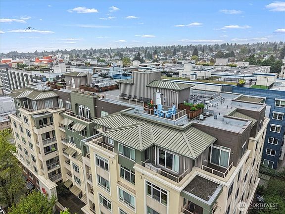 3rd image of 1530 NW Market Street #502