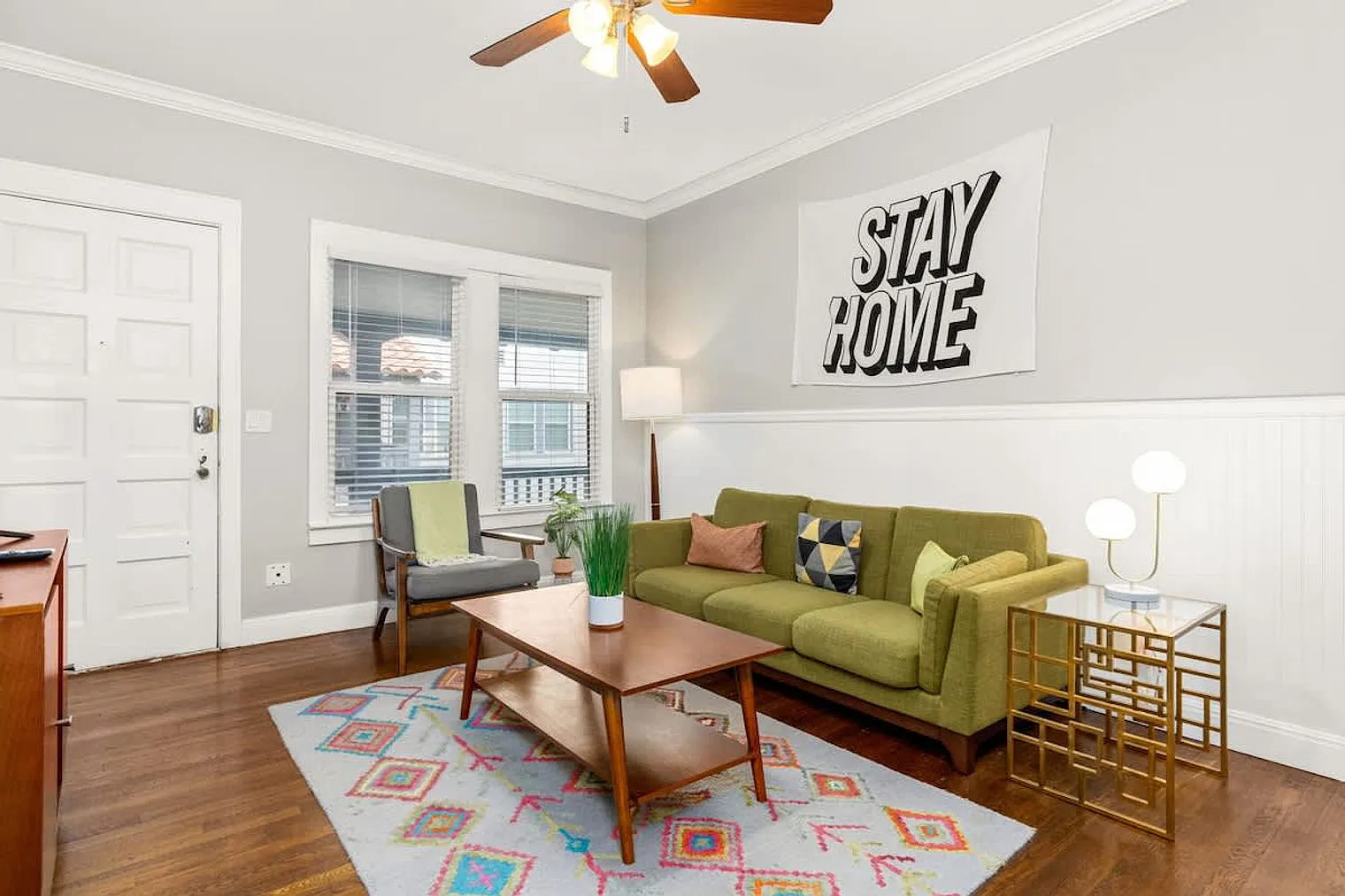 1 bed, 1.0 bath, $2,099 — Photo 1