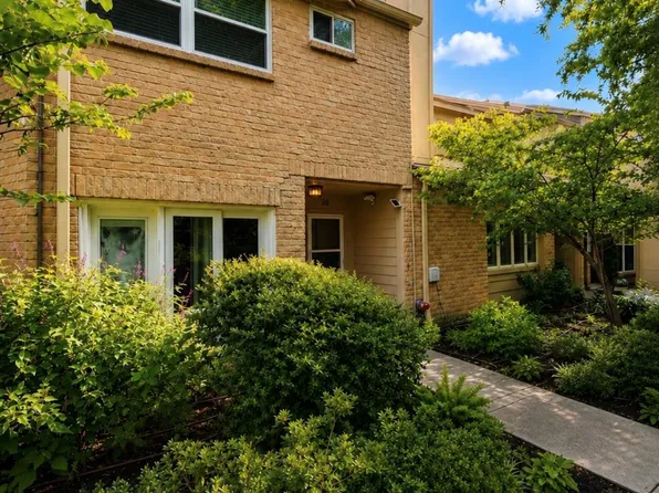 12625 Memorial Dr APT 98, Houston, TX 77024