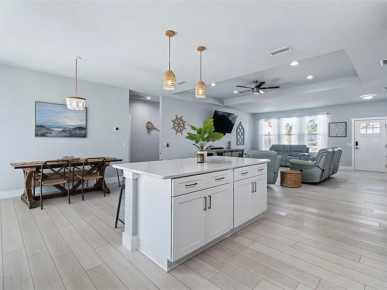13 Lemay Pl — Photo 19