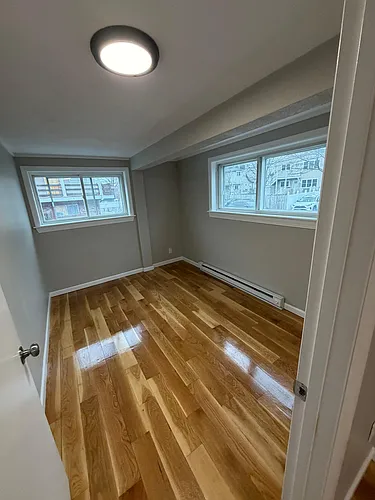 23 Roughan St Photo 1