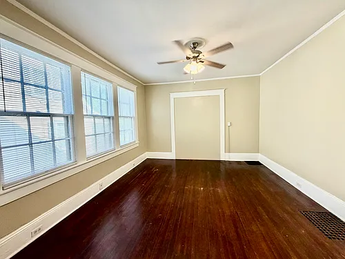 1504 W Friendly Ave Photo 1