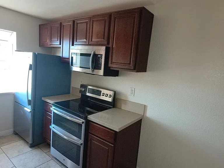 4084 Oregon St — Photo 8