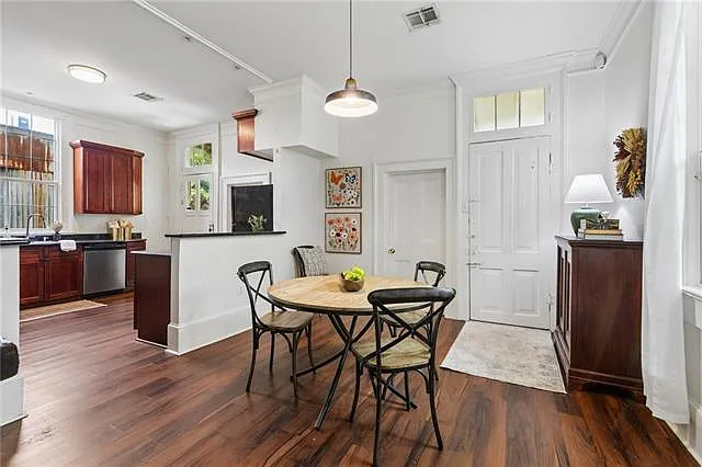 2515 Laurel St — Photo 15