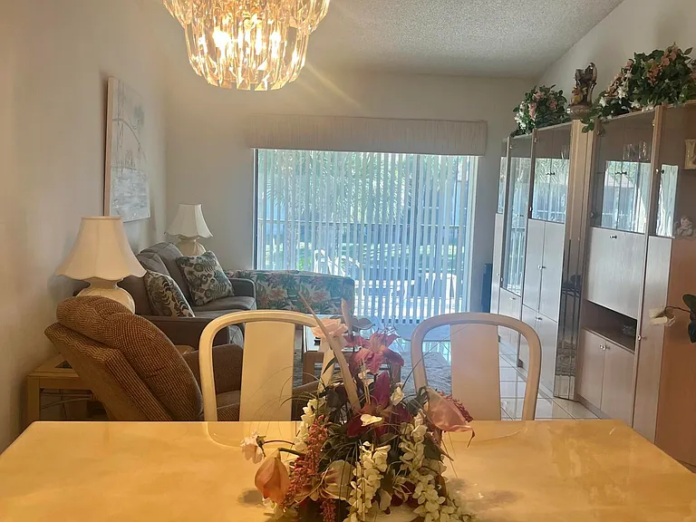 7831 Willow Spring Dr #524 — Photo 9