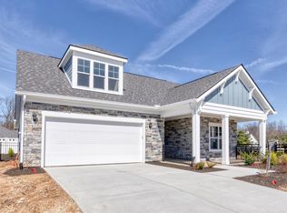 16742 Sunland Farm Dr, Fishers, IN 46040