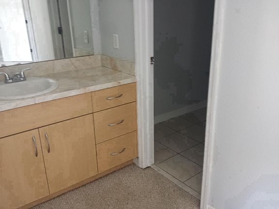 3rd image of 2906 W Gandy Blvd