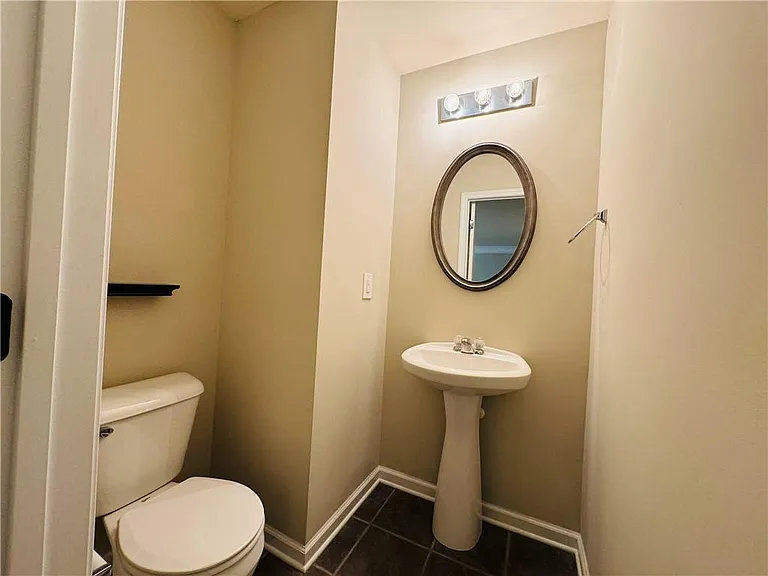 2515 Sheldon Pl — Photo 25