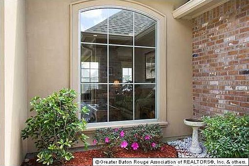 3rd image of 5707 Parkknoll Place Dr