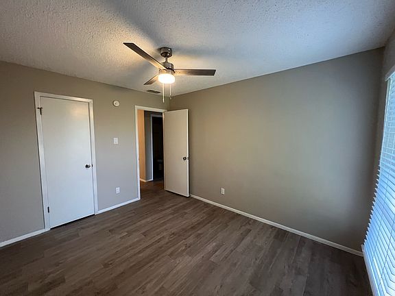 4th image of 1300 N College St #203