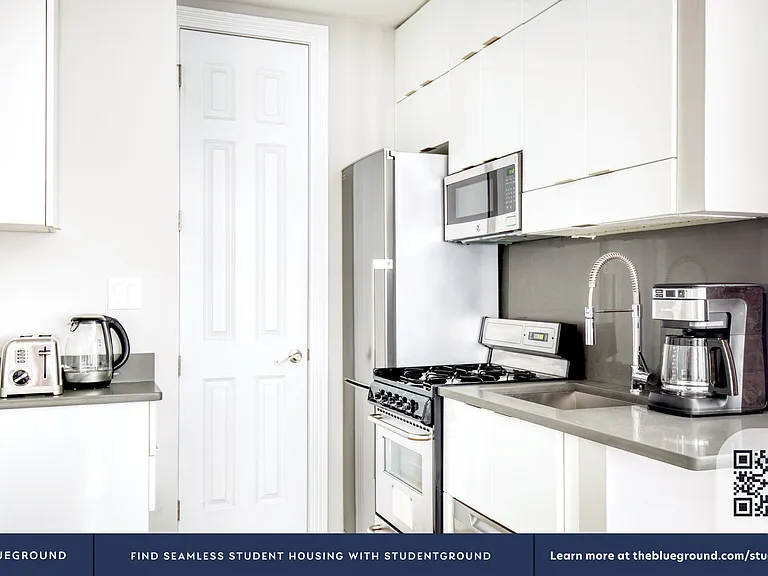 214 E 25th St #3RE — Photo 6