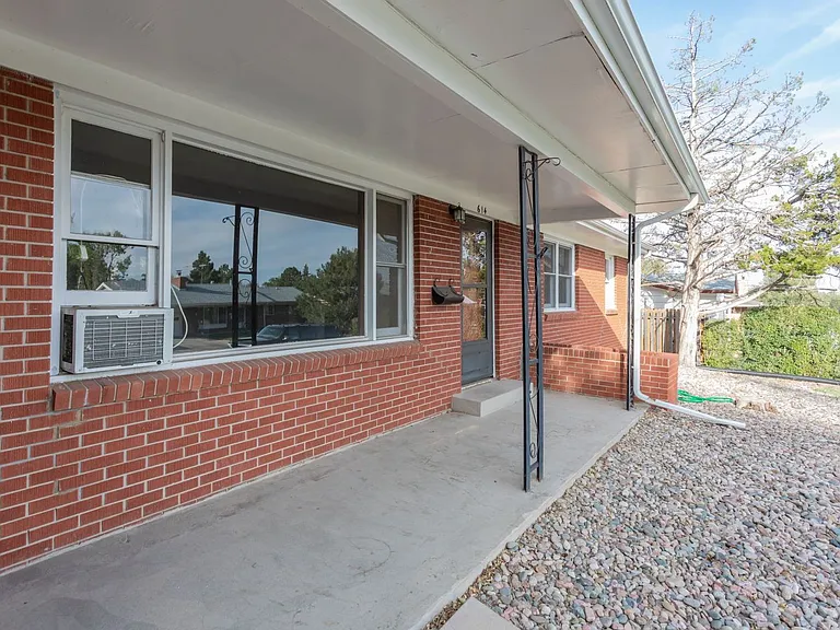 614 Ramona Ave — Photo 4