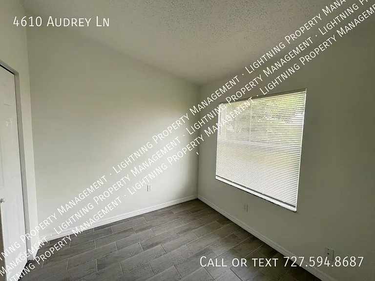 4610 Audrey Ln — Photo 8