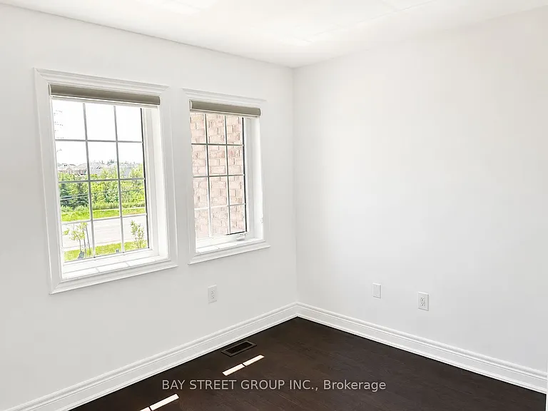 103 Drizzel Cres — Photo 15