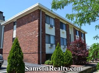 25 Waterman Ave APT 1, East Providence, RI 02914