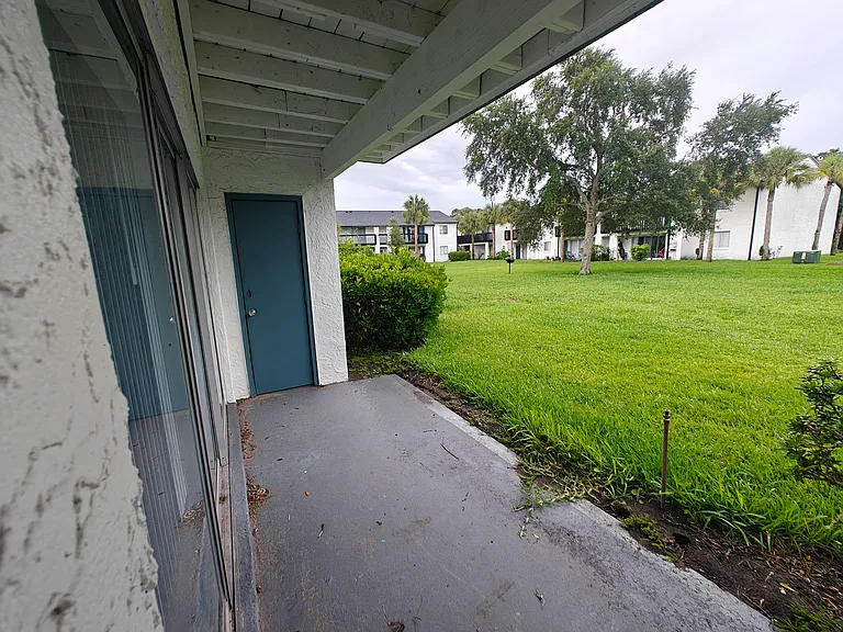 4405 S Semoran Blvd #7 — Photo 3