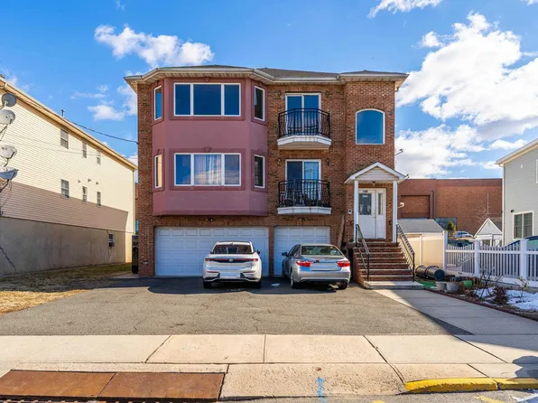 196 Sanford Ave APT 2, Kearny, NJ 07032