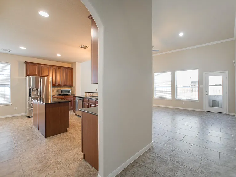 139 S Rocky Point Cir — Photo 9