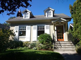 3129 35th Ave S, Seattle, WA 98144