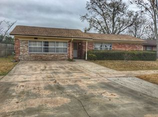 8513 Graybar Dr, Jacksonville, FL 32221