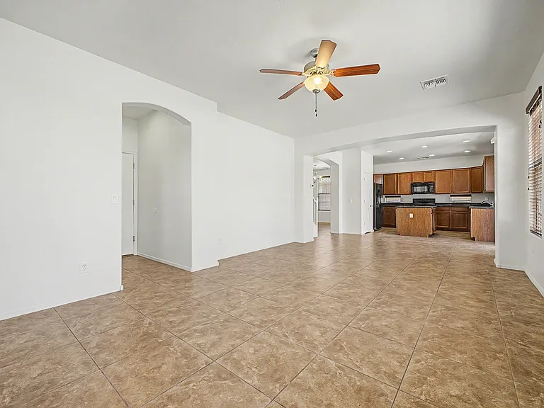 15102 W Westview Dr — Photo 8