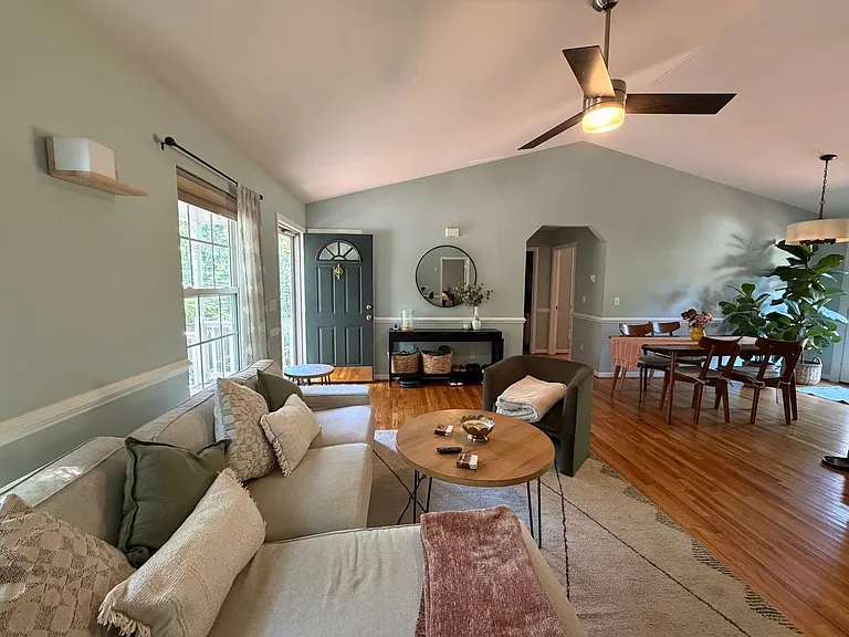 1611 Cherry Ave — Photo 7