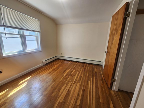 bedroom #1