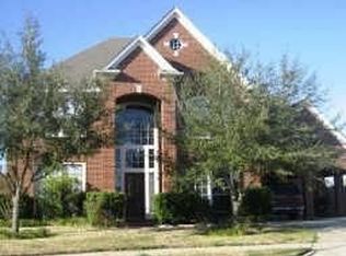 5919 Willowfield Ct, Sugar Land, TX 77479