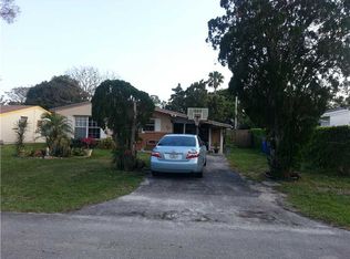 6880 Coolidge St, Hollywood, FL 33024