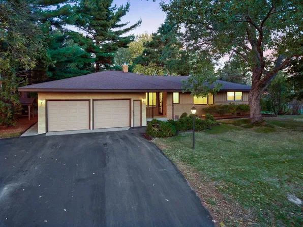 2827 123rd Ave NW, Coon Rapids, MN 55433