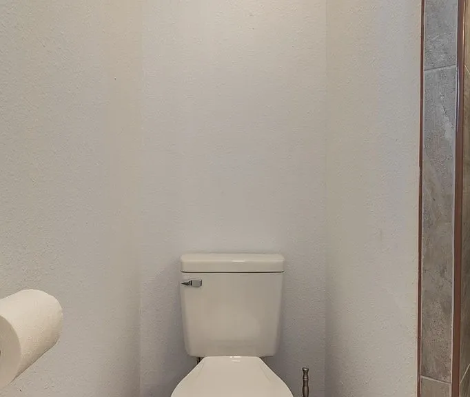730 Avenue A — Photo 23