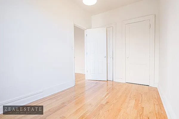 Rented by ZealEstate Group Inc | media 14