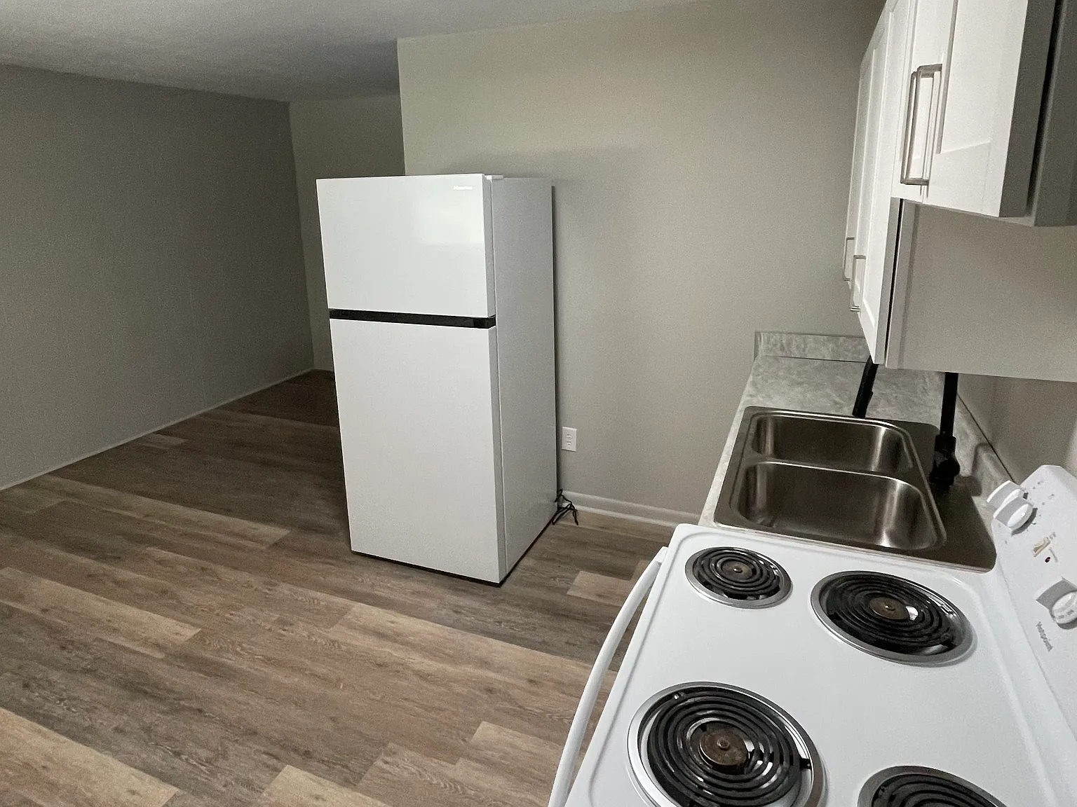 1 bed, 600 sqft, $895 — Photo 4