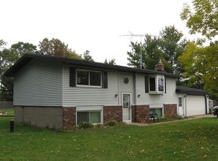 9916 Harding Rd, Plainfield, WI 54966