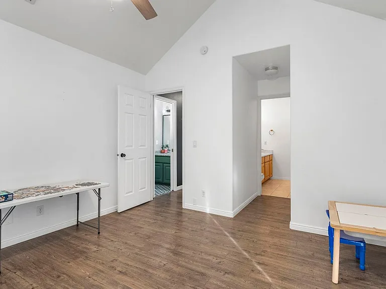 1040 N 1300 W #66 — Photo 19
