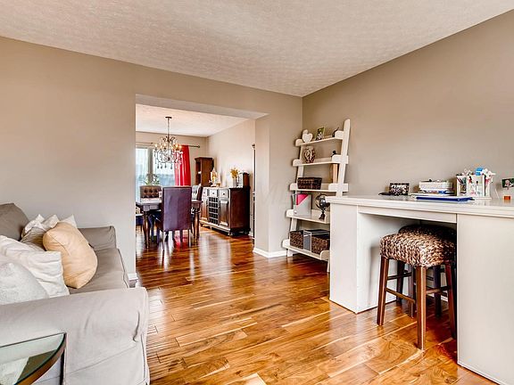 3rd image of 5725 Newington Dr
