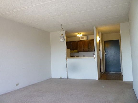 5th image of 1700 Civic Center Dr APT 609