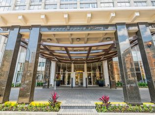 655 W Irving Park Rd APT 1911, Chicago, IL 60613