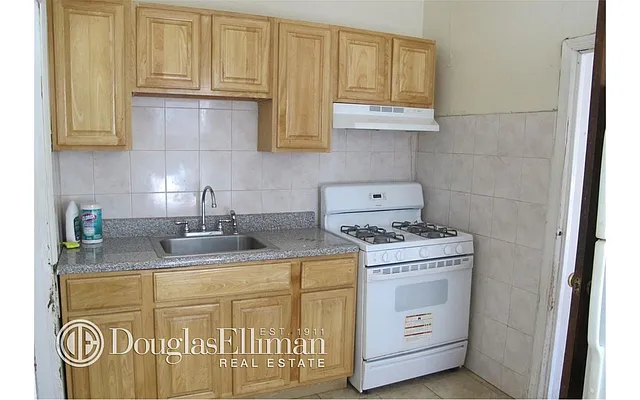 Rented by Douglas Elliman | media 12