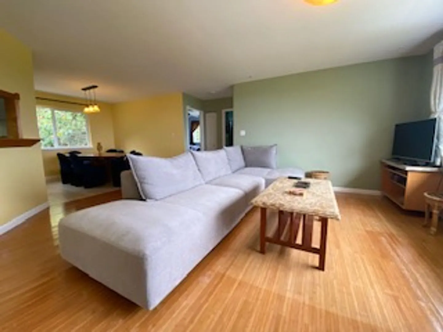 Fully Furnished Turn-Key 3 bd, 2 ba Ocean View Home In Hawi on 1 acre — Photo 3