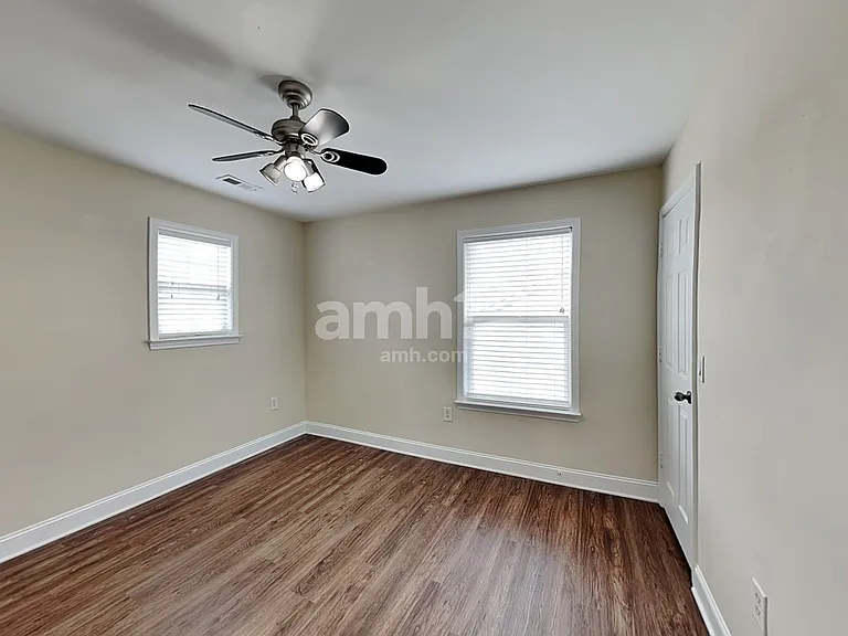 419 Annaberg Ln — Photo 14