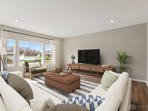 5th image of 418 Snowdrop Dr