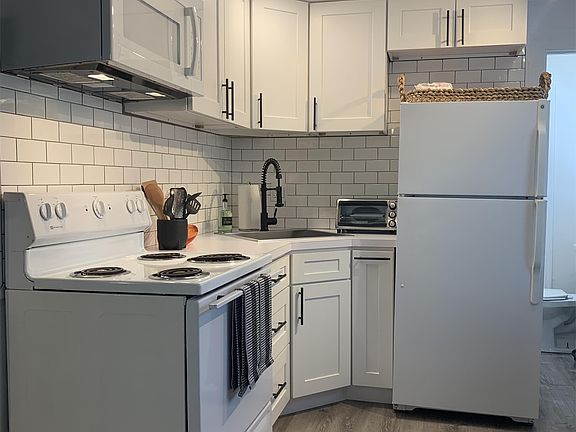 Completely new kitchen cabinets