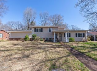 116 Rolling Hills Dr, Jackson, TN 38305